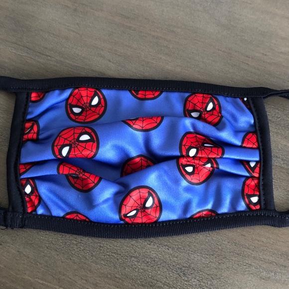 Spider-Man Face Mask - Picture 2 of 2